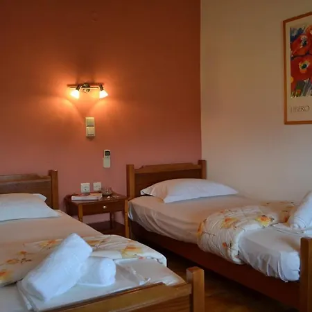 Aparthotel Digenis