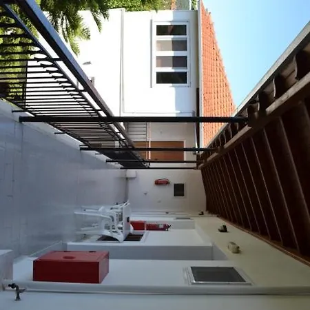 Aparthotel Digenis