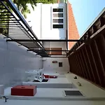Aparthotel Digenis