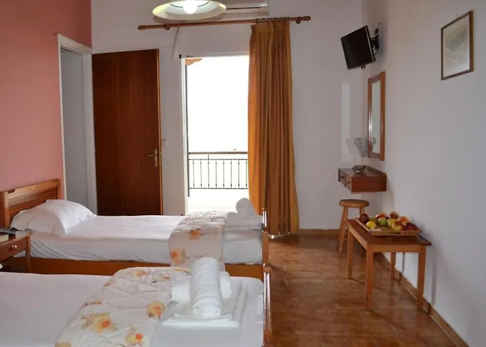 Ξενοδοχείο με διαμερίσματα Digenis