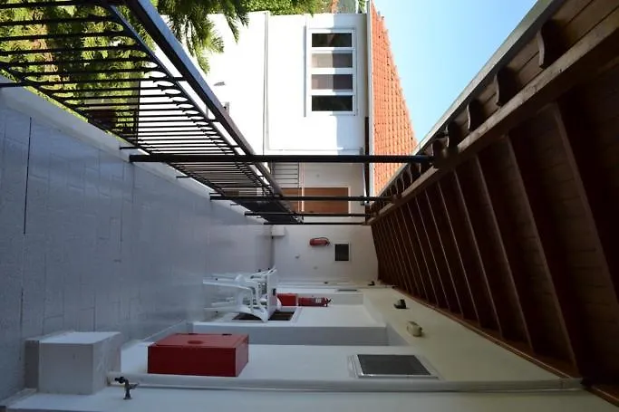 Ξενοδοχείο με διαμερίσματα Digenis